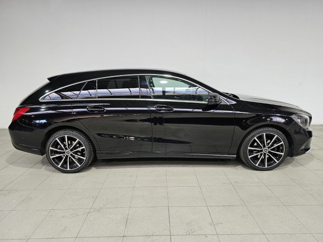 Mercedes CLA180